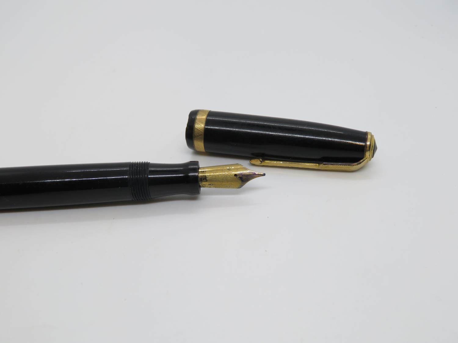 Parker duofold fountain pen 14ct nib - Image 2 of 3