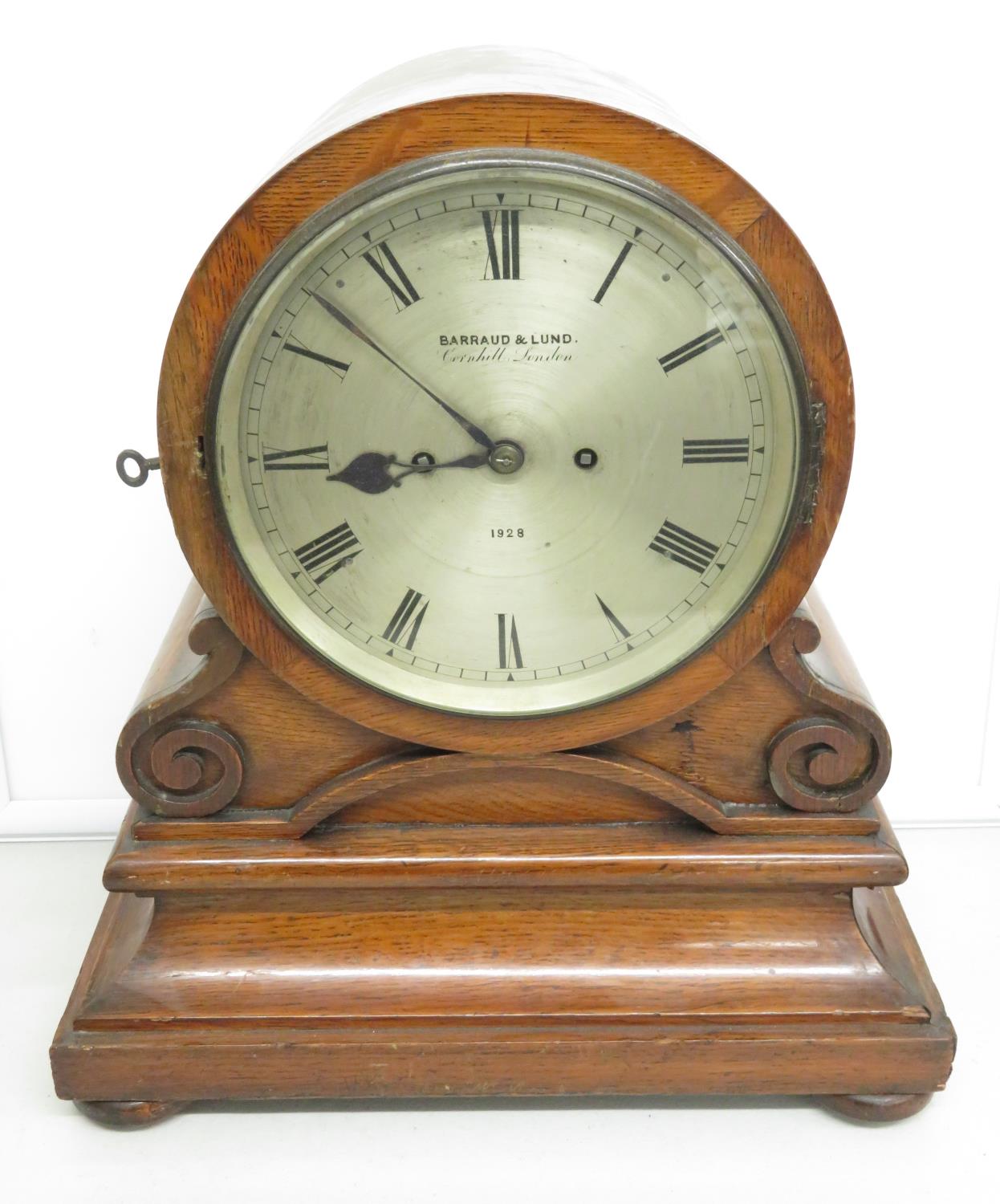 8.5" dial Barraud and Lund, Cornhill, London clock - overall height 17" with verge movement