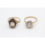 2 x 9ct gold vintage gemstone solitaire cocktail rings inc. smoky quartz & clear gemstone (5.4g)