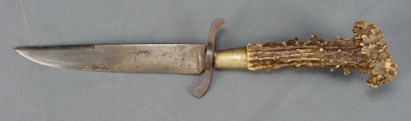 Messer mit Griff aus Abwurfstange vom Rehbock, Gesamtlänge 27,5cm, Scheide 14cm