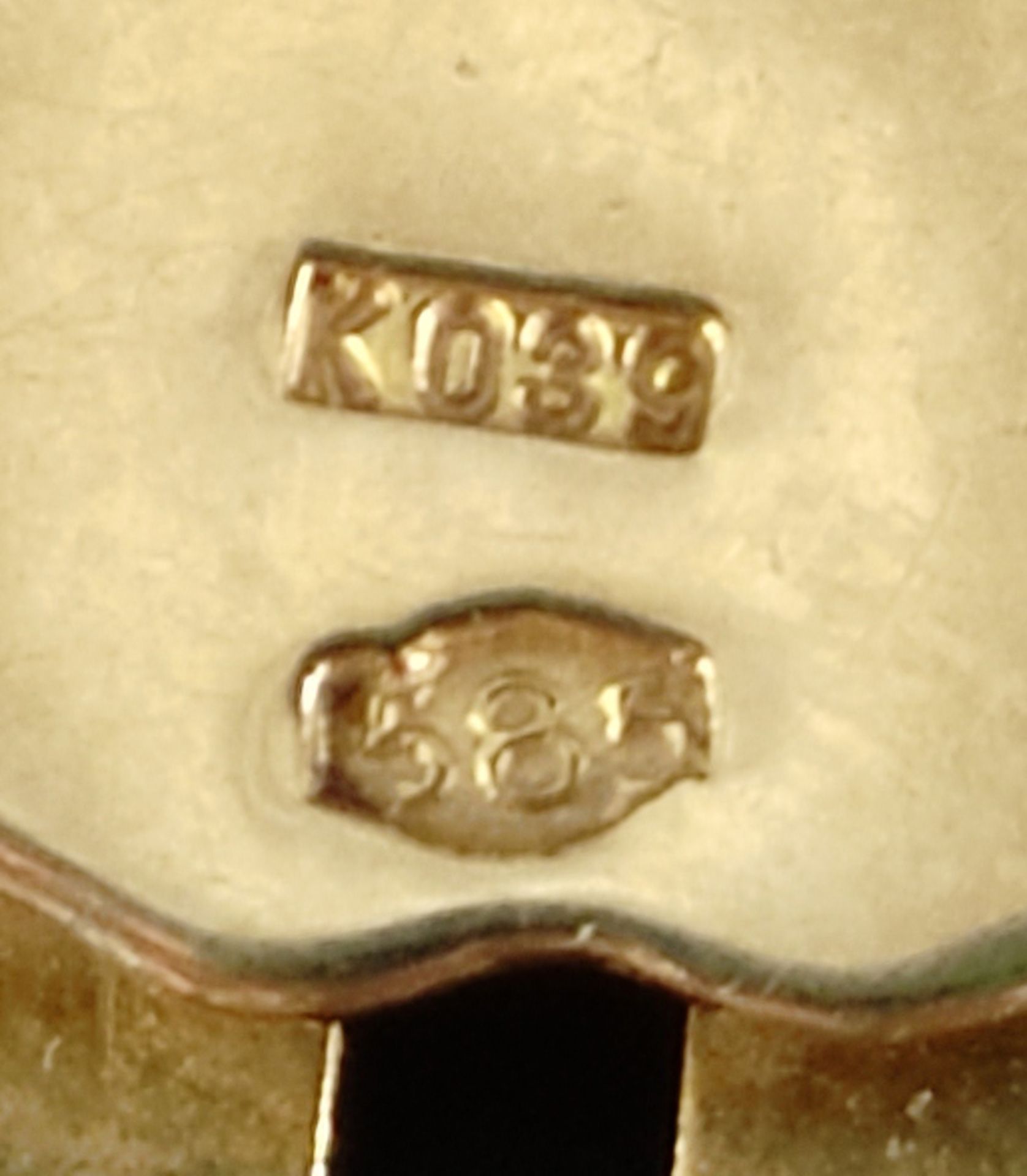Armband, flexibel durchbrochen gearbeitete Glieder, 585/14K Gelbgold, Schmuckschließe mit zwei Sich - Bild 4 aus 4
