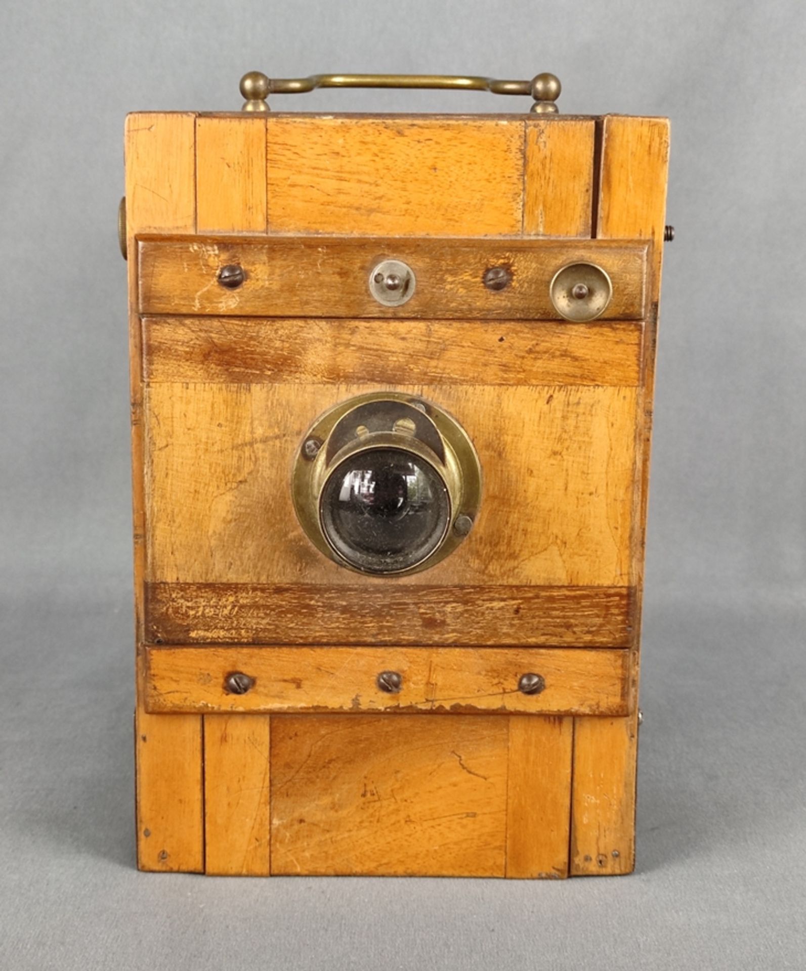 Holzkamera, Anfang 20. Jahrhundert, Mahagoni-Plattenkamera, Messing Objektiv, Helios Melbourne, 21x