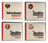 Konvolut von 4 Sammelalben "Deutsche Uniformen", "Volk ans Gewehr", "Das Zeitalter Friedrich des Gr
