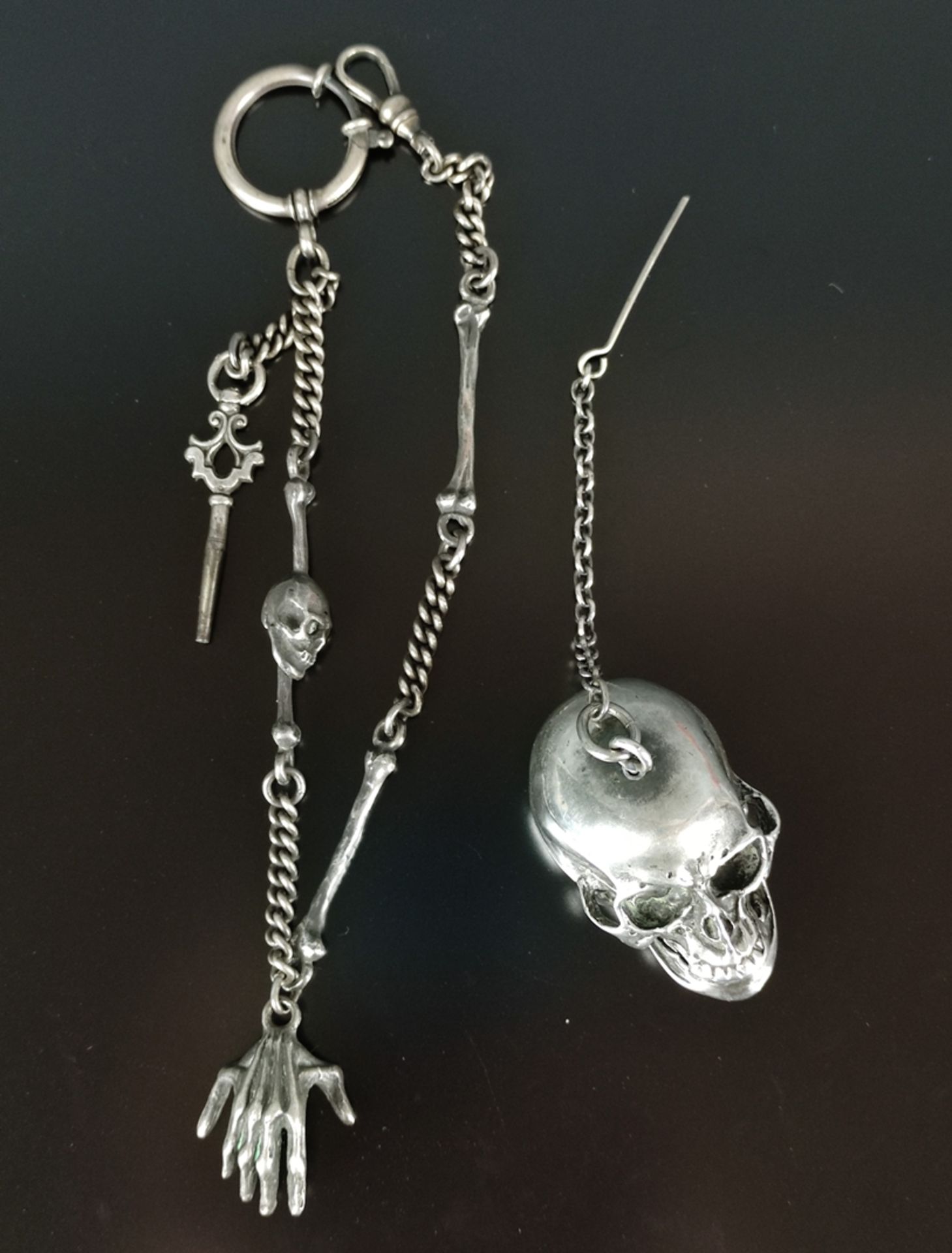 Taschenuhr/Schädeluhr, Craig Compton, in Form eines Schädels, aufklappbar, innen das Uhrwerk, Schäd - Bild 2 aus 7