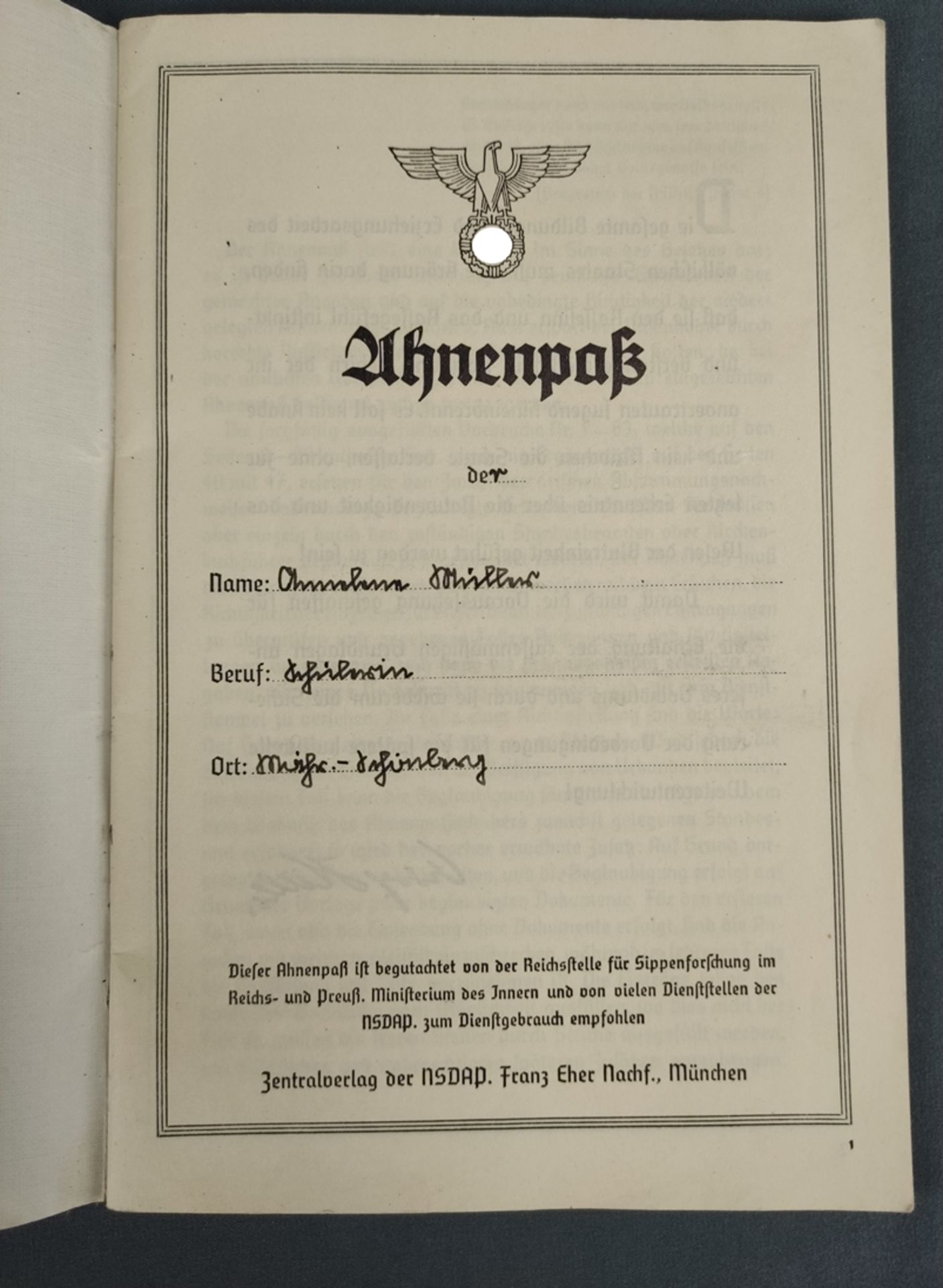 Ahnenpass und Deutsches Einheits-Familienstammbuch, teilweise mit Einträgen - Bild 2 aus 5