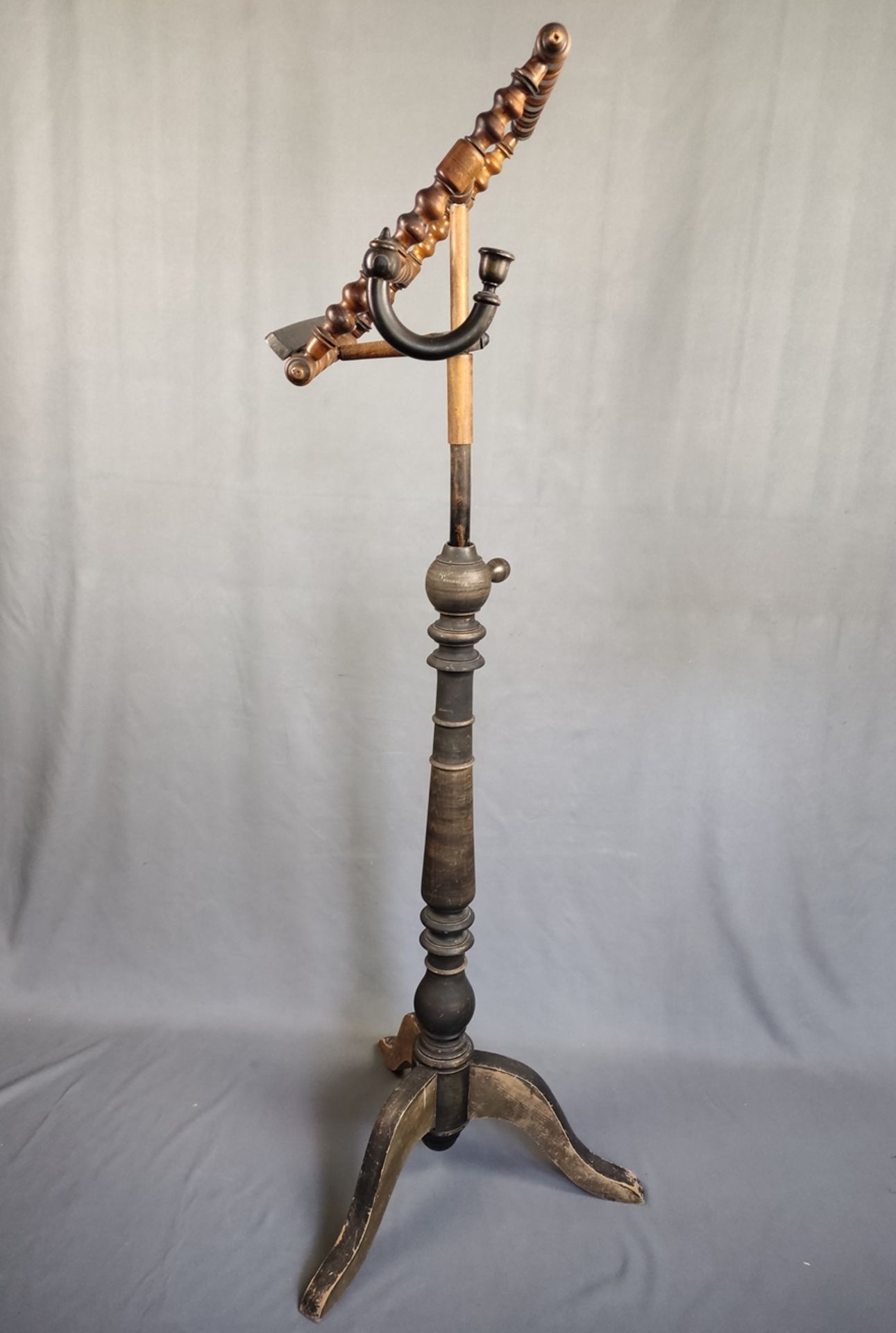 Music stand, with a candlestick, support and column turned, tripod stand, height adjustable (height - Image 2 of 4