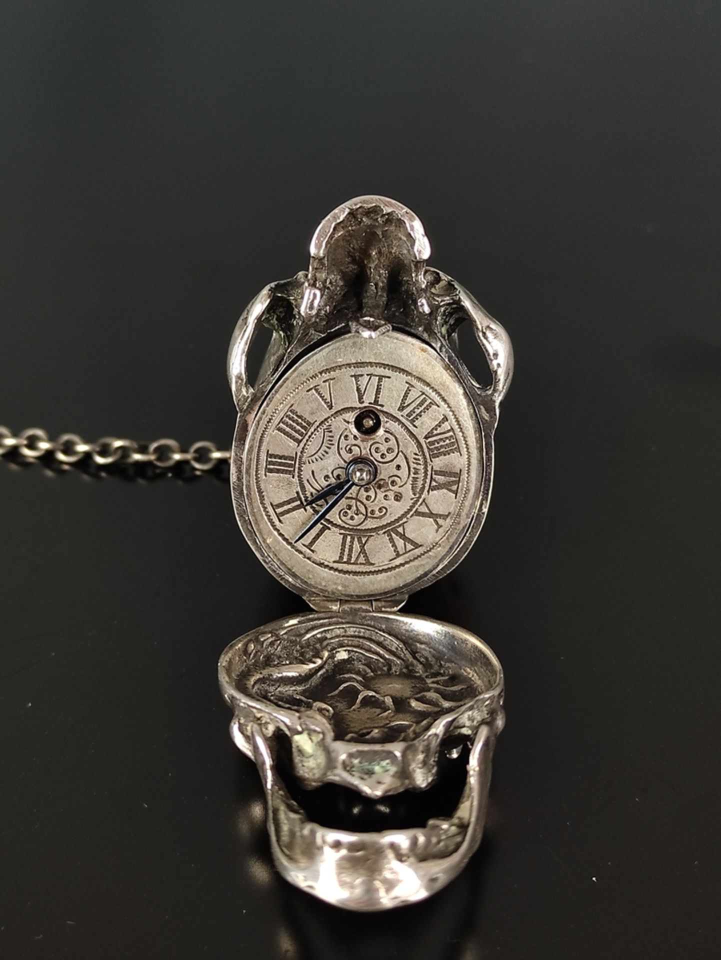 Taschenuhr/Schädeluhr, Craig Compton, in Form eines Schädels, aufklappbar, innen das Uhrwerk, Schäd - Bild 4 aus 7
