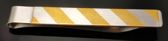 Niessing tie pin, 950 platinum with 1000 fine gold stripes, maker's signature, 5.6g, length 6cm