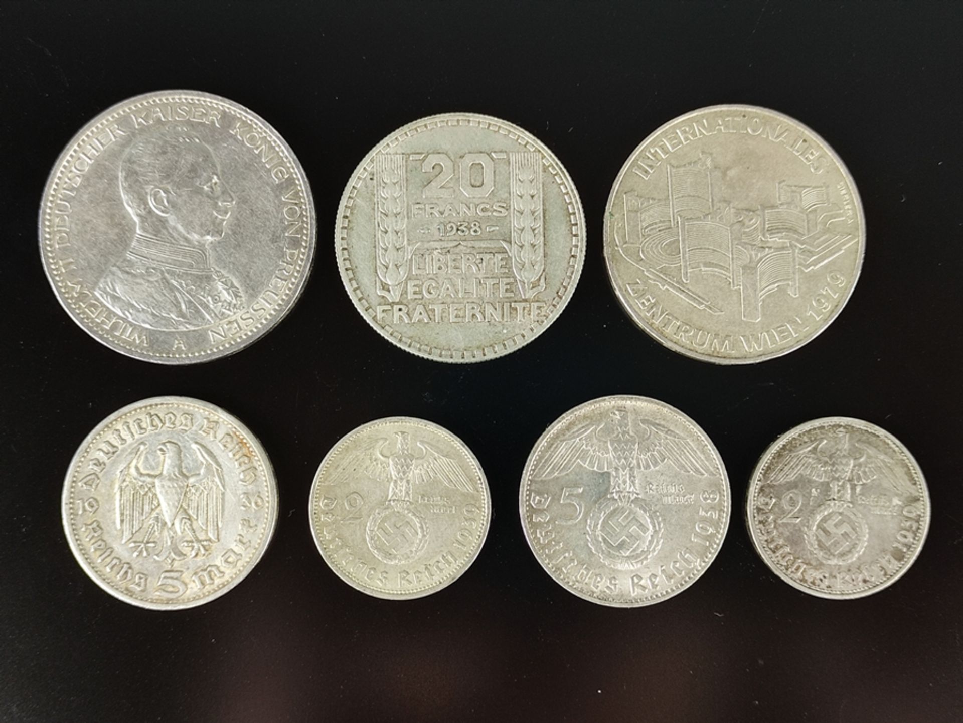 Konvolut von 7 Silbermünzen, 20 Francs 1938, 100 Schilling 1979, 5 Mark Deutsches Reich 1914, 5 Mar - Bild 2 aus 2