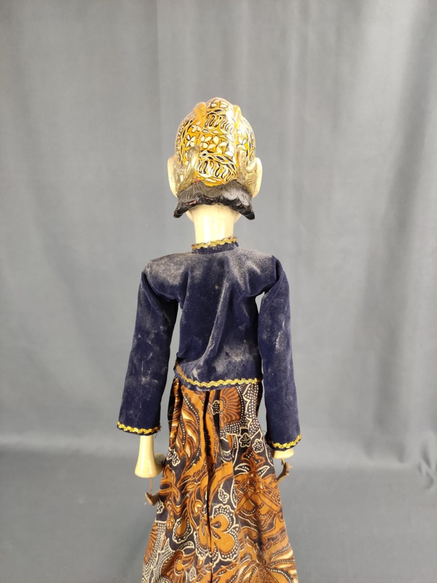 Wayang-Golek doll, Indonesian stick doll, head, torso and arms carved, clothes elaborately - Image 3 of 3