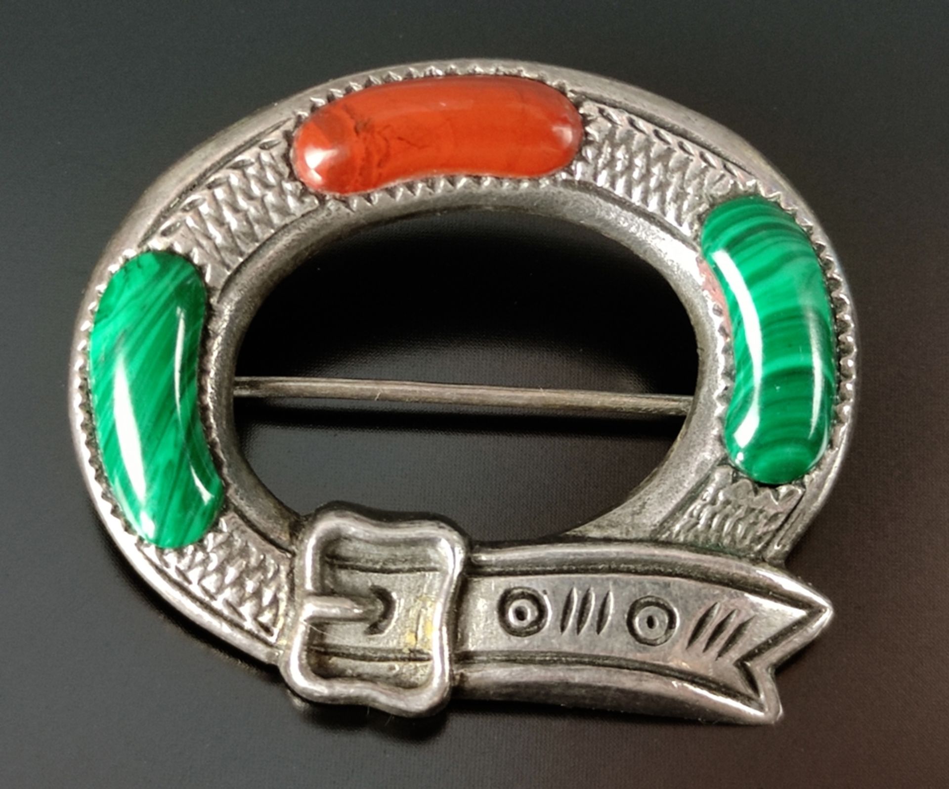 Brooch as a belt, set with malachite and agate, silver 925, around 1930, 11,7g, size 3x2,3cm