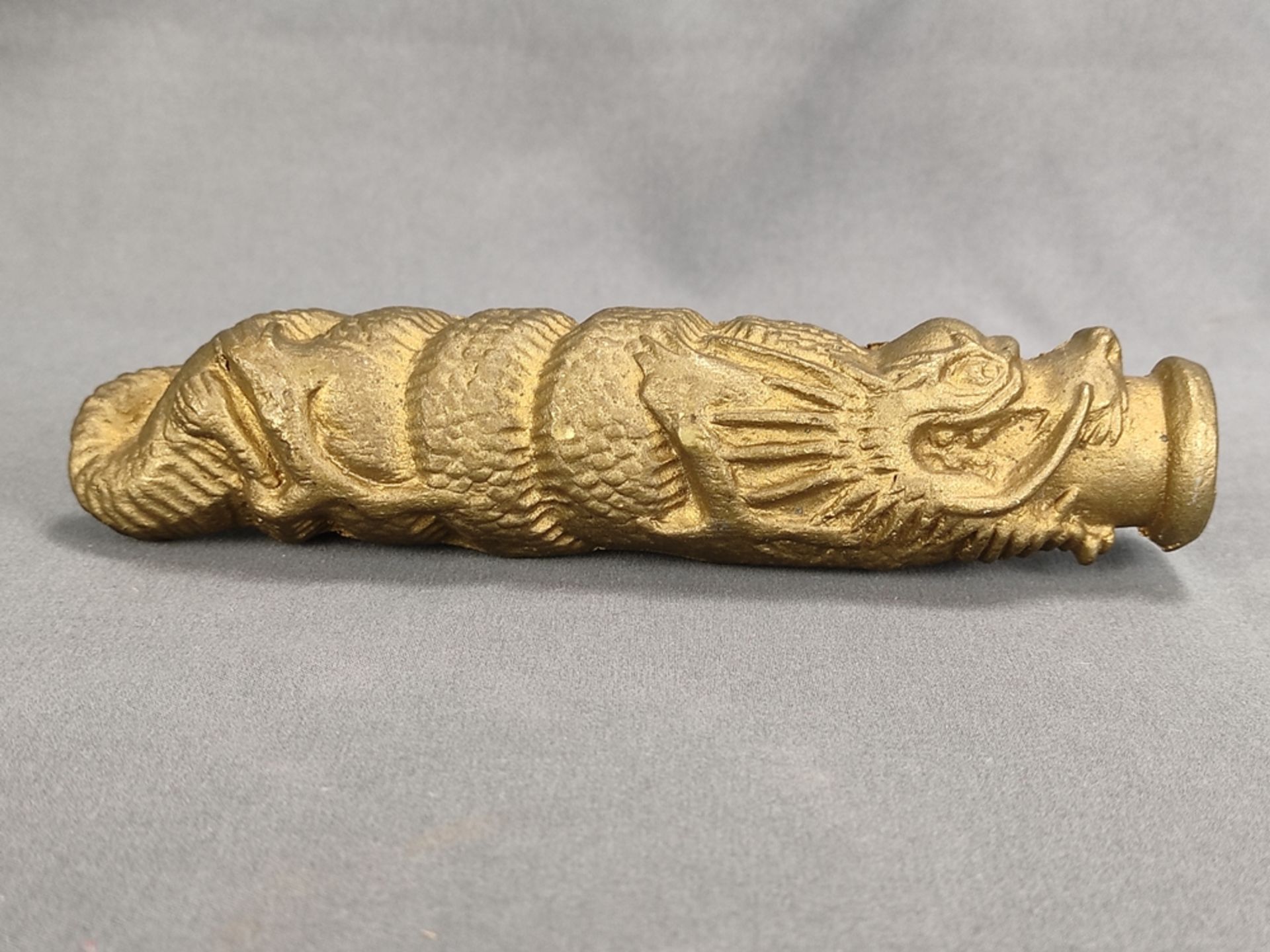 Cone in the shape of a dragon, probably for fireworks, bronze gilt, China, l 17 cm - Image 2 of 3