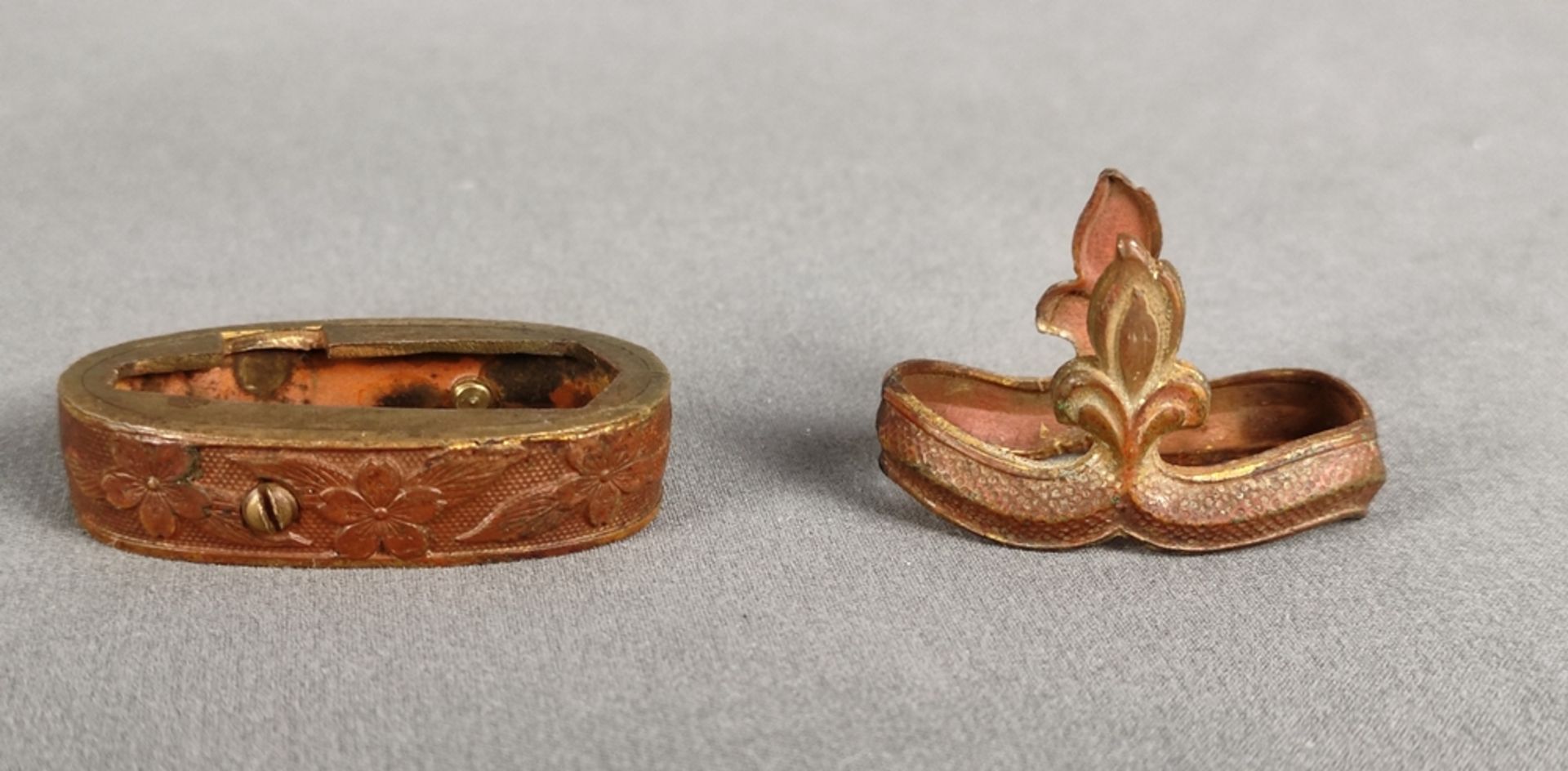 Japanese sword ornament, Haikan ring (holder on the sword), floral decoration, copper, ring for - Image 2 of 4