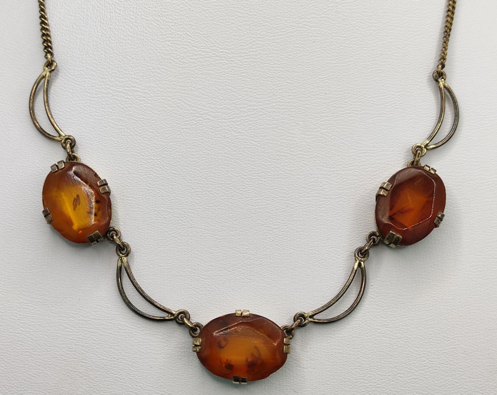 Amber necklace, with three oval amber stones, silver 925, goldsmith's signet "RR over a triangle",