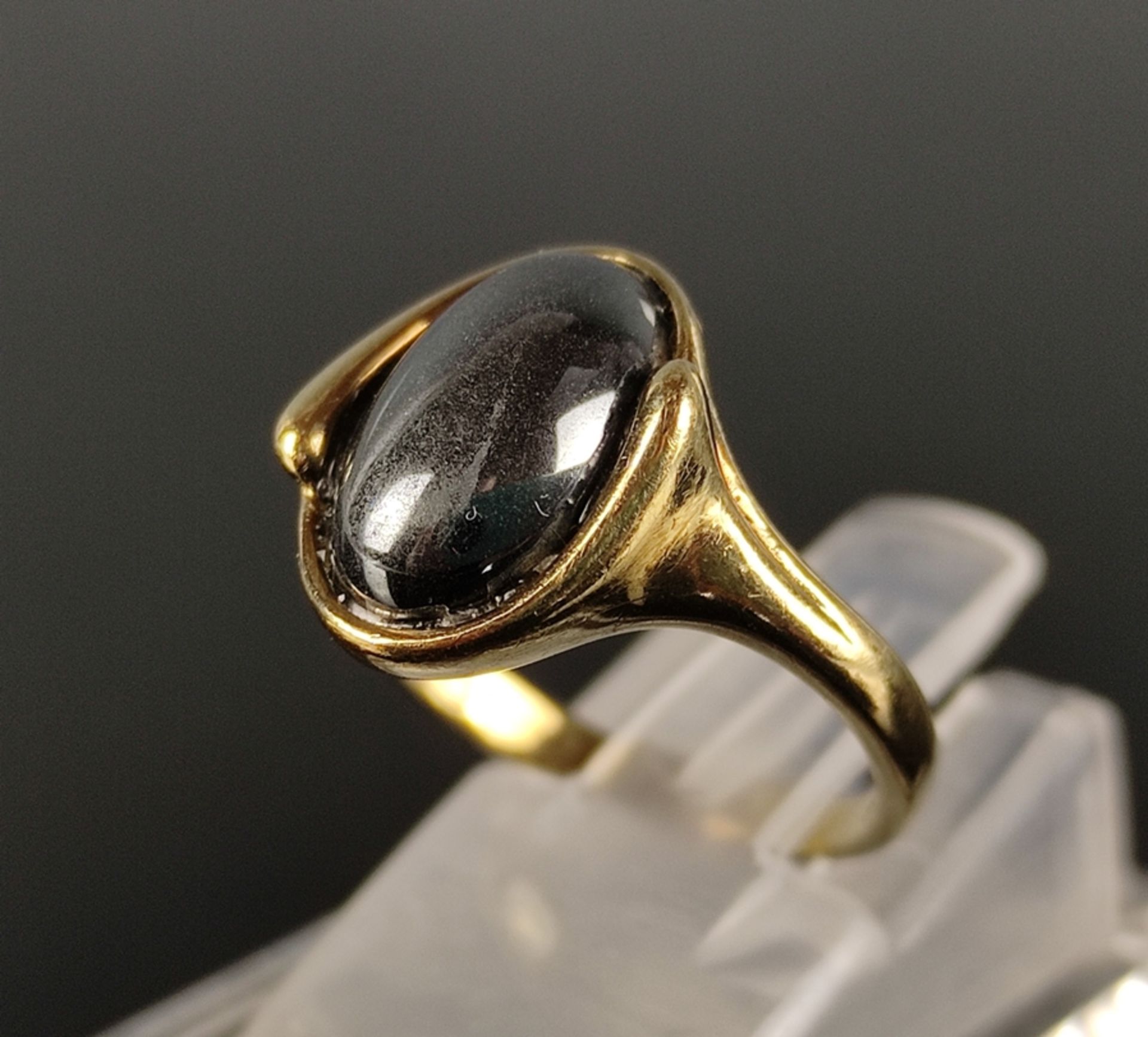 Hämatit-Ring, Cabochon, eingefasst in 333/8K Gelbgold, 4,1g, Ringgröße 51 - Bild 3 aus 4