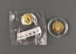 2 Goldmünzen, 5 Dollar, Marianen, 2005, Italien, Feingold, 1,24g, in Kapsel und 20 Yuan, mit Pandam