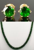 Jewelry set, 2 pieces, light green faceted gemstones, consisting of a pair of stud earrings, settin