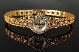 Armbanduhr, Jagu, rundes Ziffernblatt, Rand besetzt mit 18 Brillanten, Durchmesser 1,5cm, durchbroc