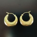 Paar Creolen, halbmondförmig, 585/14K Gelbgold, 2,1g, Durchmesser 1,7cm