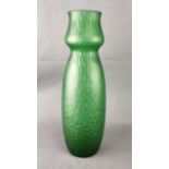 Jugendstil-Vase, hohe schlanke Form, leicht gebaucht, oberer Teile mit Nodus und leicht ausgestellt