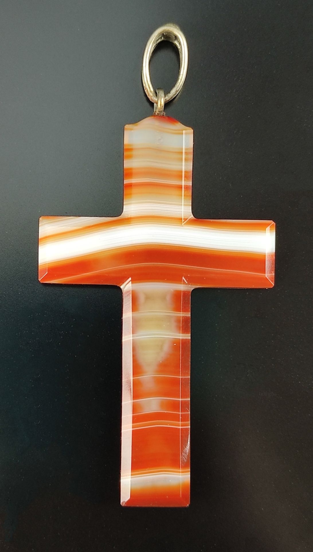 Großes Achat-Kreuz, als Anhänger, braun/orange/weiß, Metallöse, 6,5x4,8cm