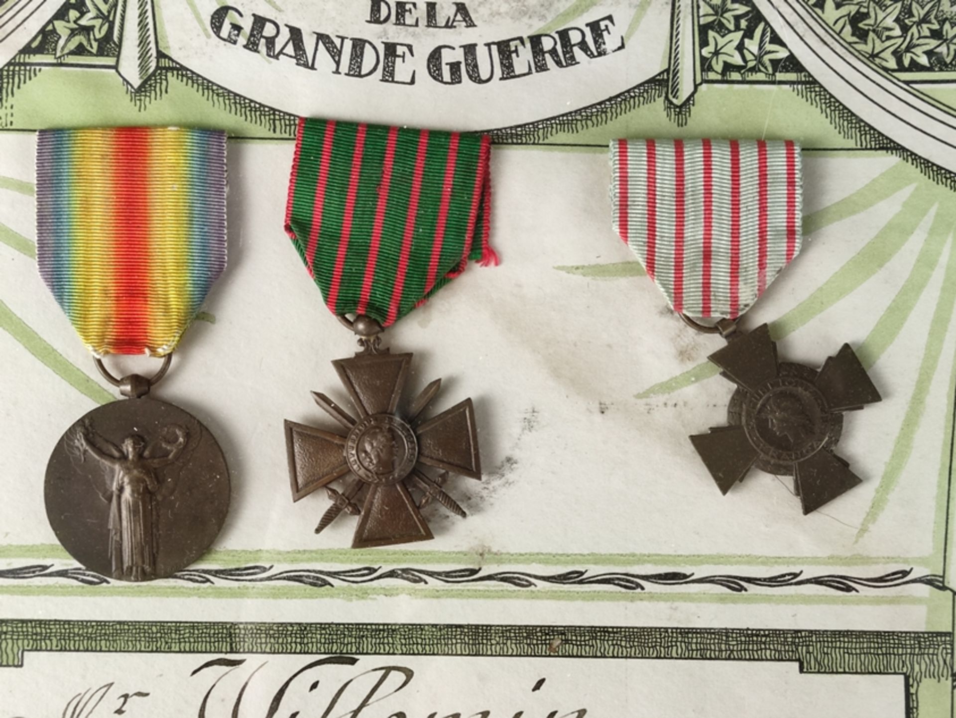 3 Ehrenabzeichen, Frankreich, Médaille Interalliée - Siegesmedaille 1914-1918, Modell Morlon, 1. WK - Bild 2 aus 2