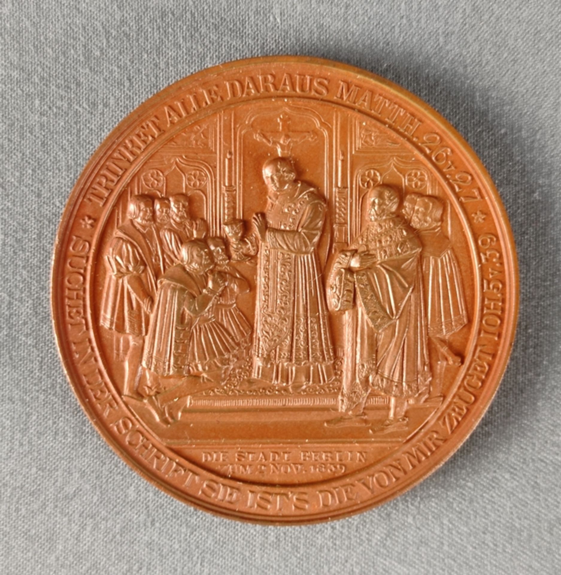 Bronze-Medaille 300 Jahre Reformation in Brandenburg 1539-1839, mit Portraits Kurfürst Joachim II.  - Bild 2 aus 2