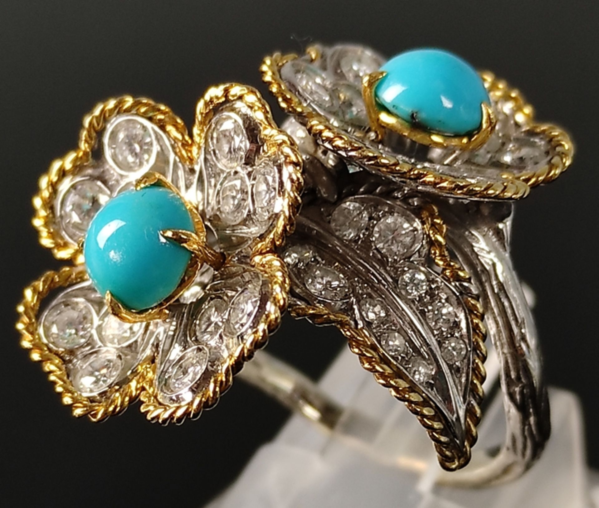 Exklusiver Ring, Handarbeit, Stil Bulgari, gefertigt als zwei Blüten mit Blättern, besetzt mit Türk - Bild 3 aus 3