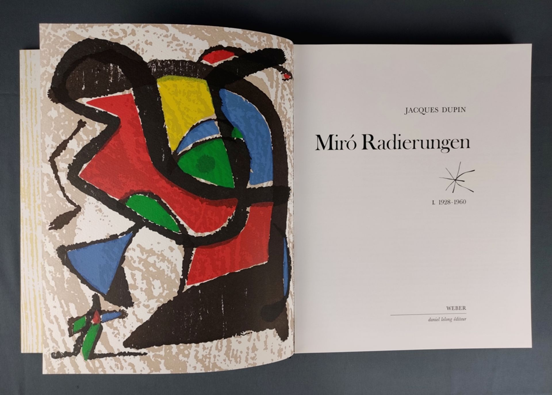 Miró Art Volume, 3 volumes of etchings, "Joan Miró - Engraver" (Volumes I-III), Dupin, Jacques, ori - Image 3 of 11