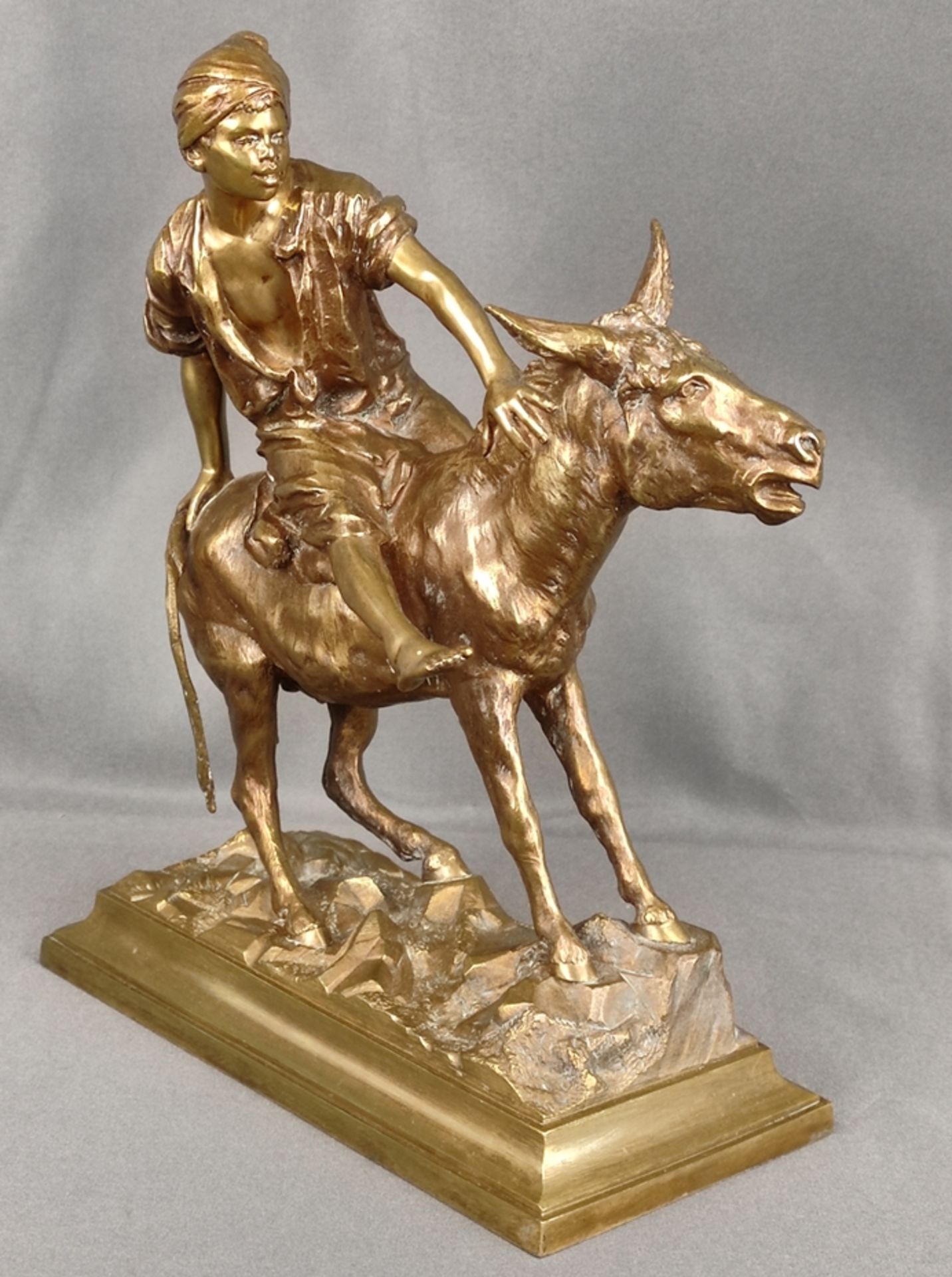 Aichele, Paul (1859 Markdorf-1910/24 Berlin-Wilmersdorf) "Arabischer Junge auf bockigem Esel reiten