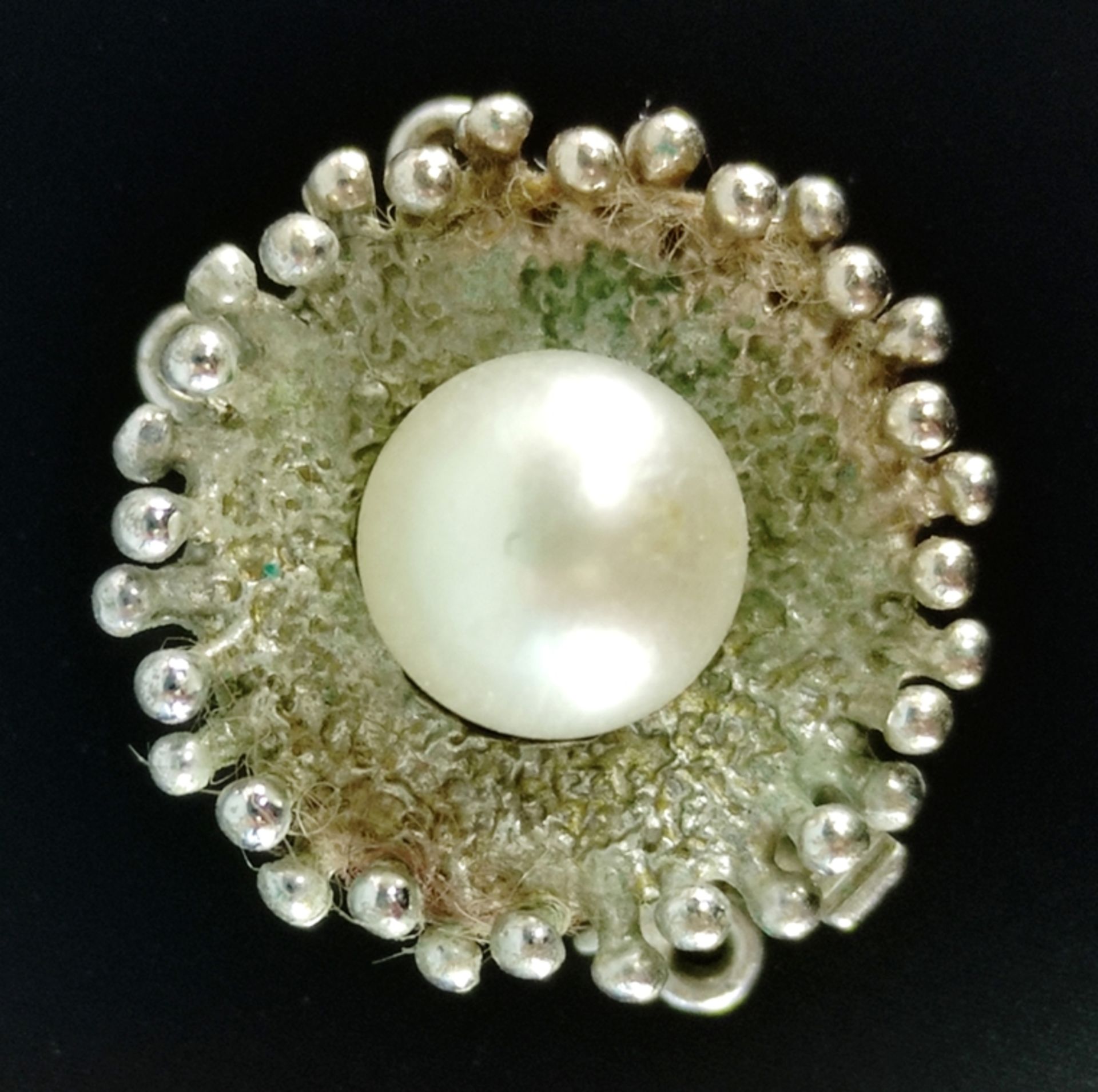Kettenverschluss, mittig kleine Perle, 585/14K Weißgold, 4g, Durchmesser 1,5cm