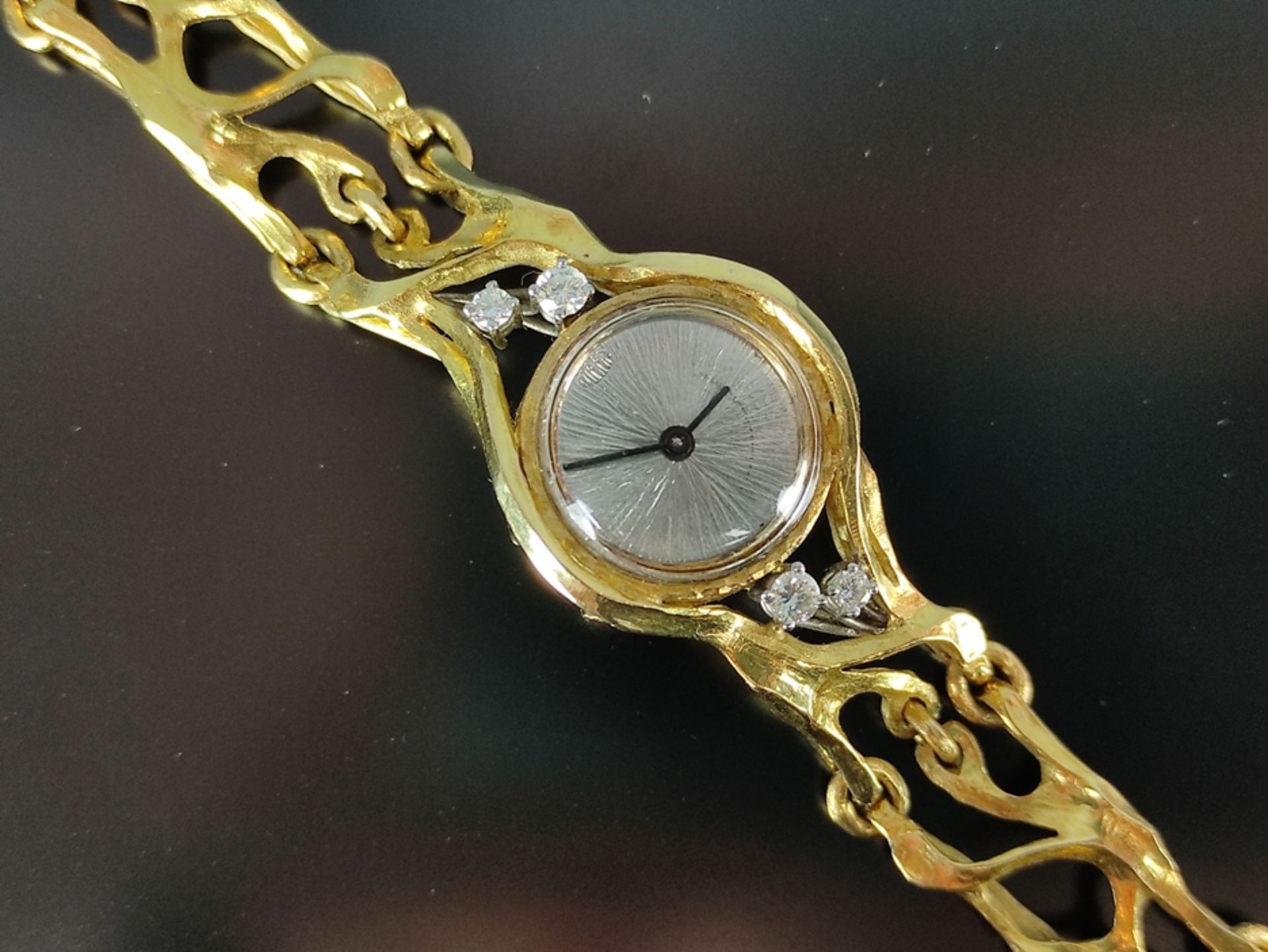 Armbanduhr, MAAR Goldschmiedearbeit, Radolfzell, durchbrochen gearbeitetes Band besetzt mit vier Br - Bild 2 aus 4