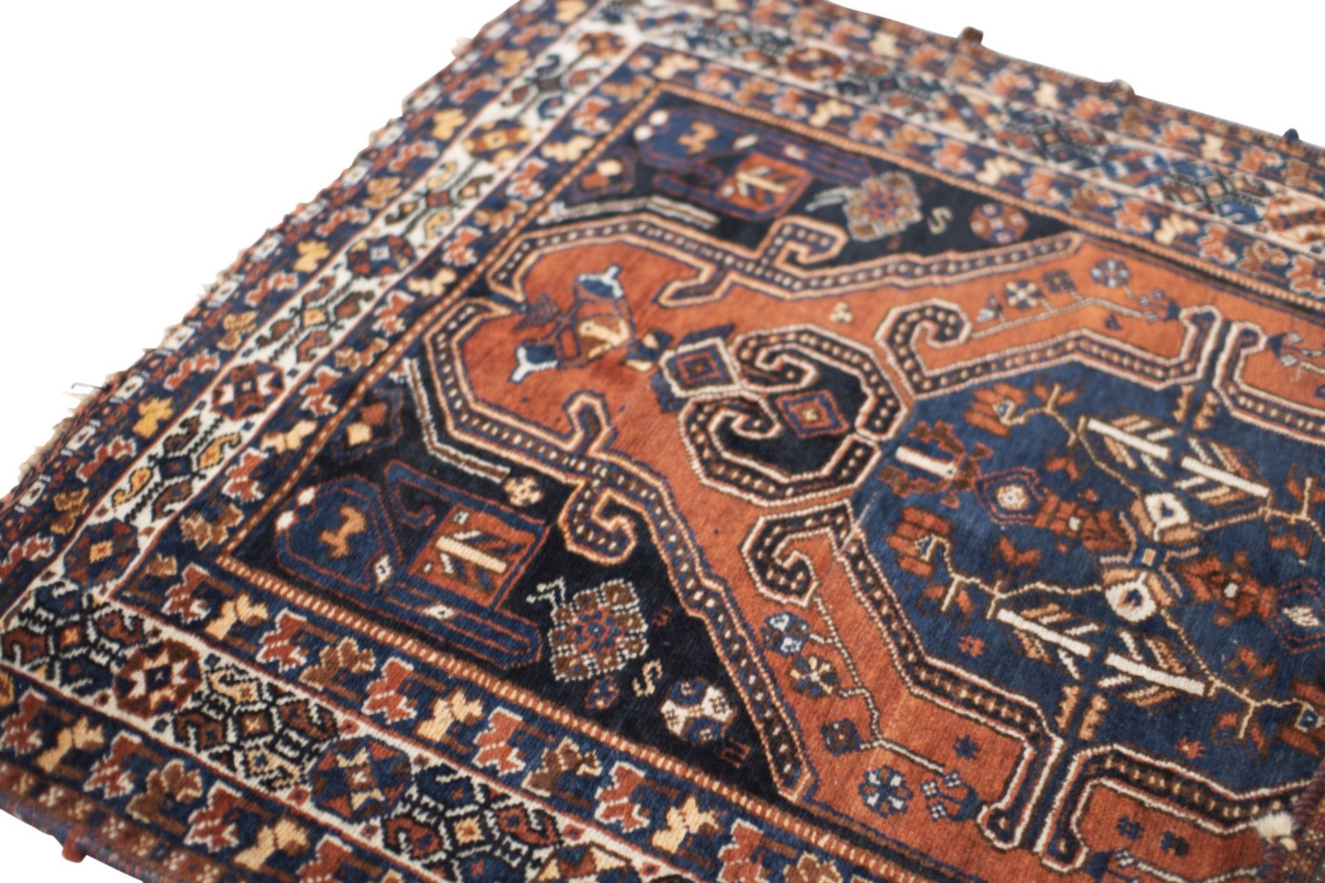 Shiraz carpet - Image 3 of 4