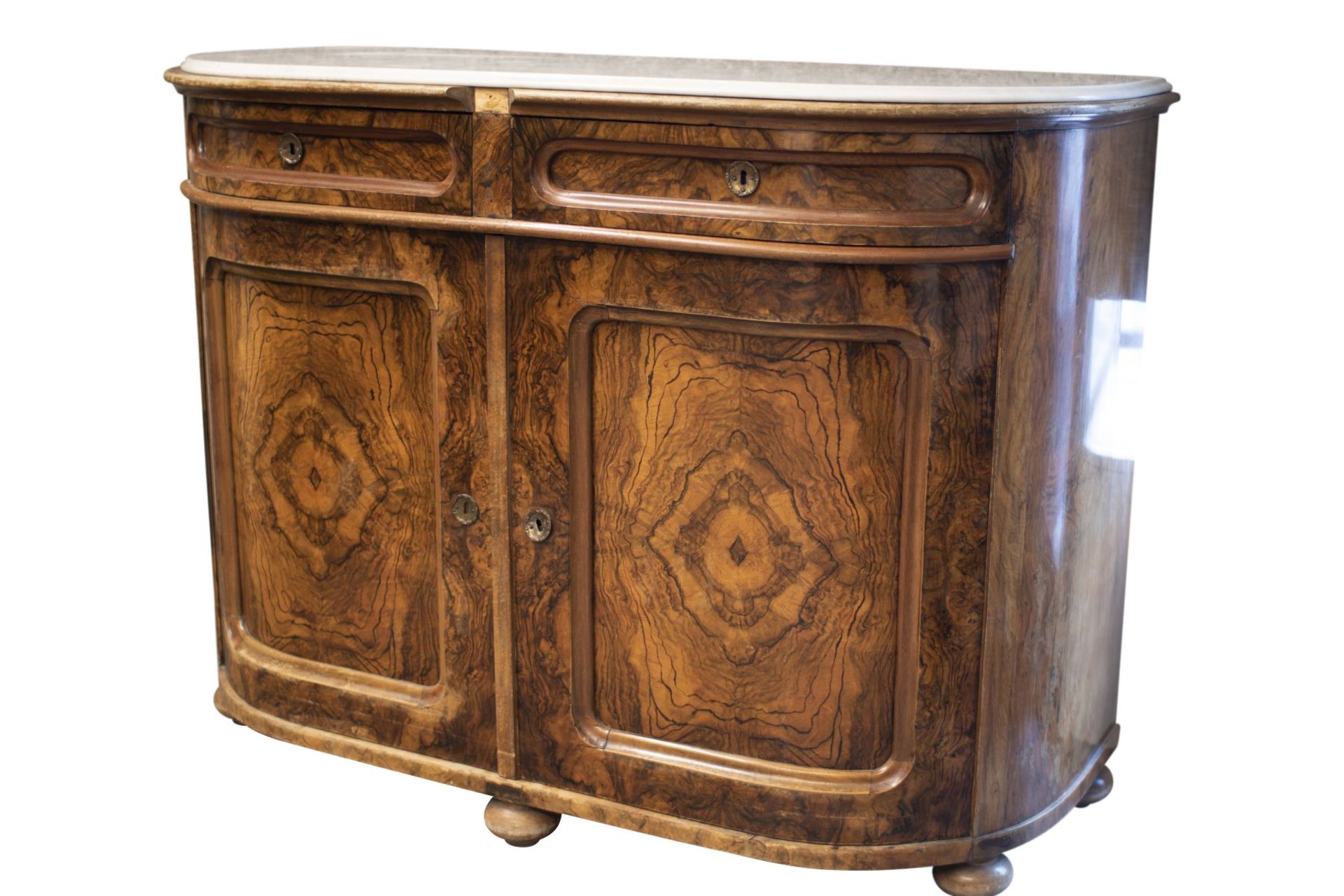 Salon chest of drawers with profiled marble top