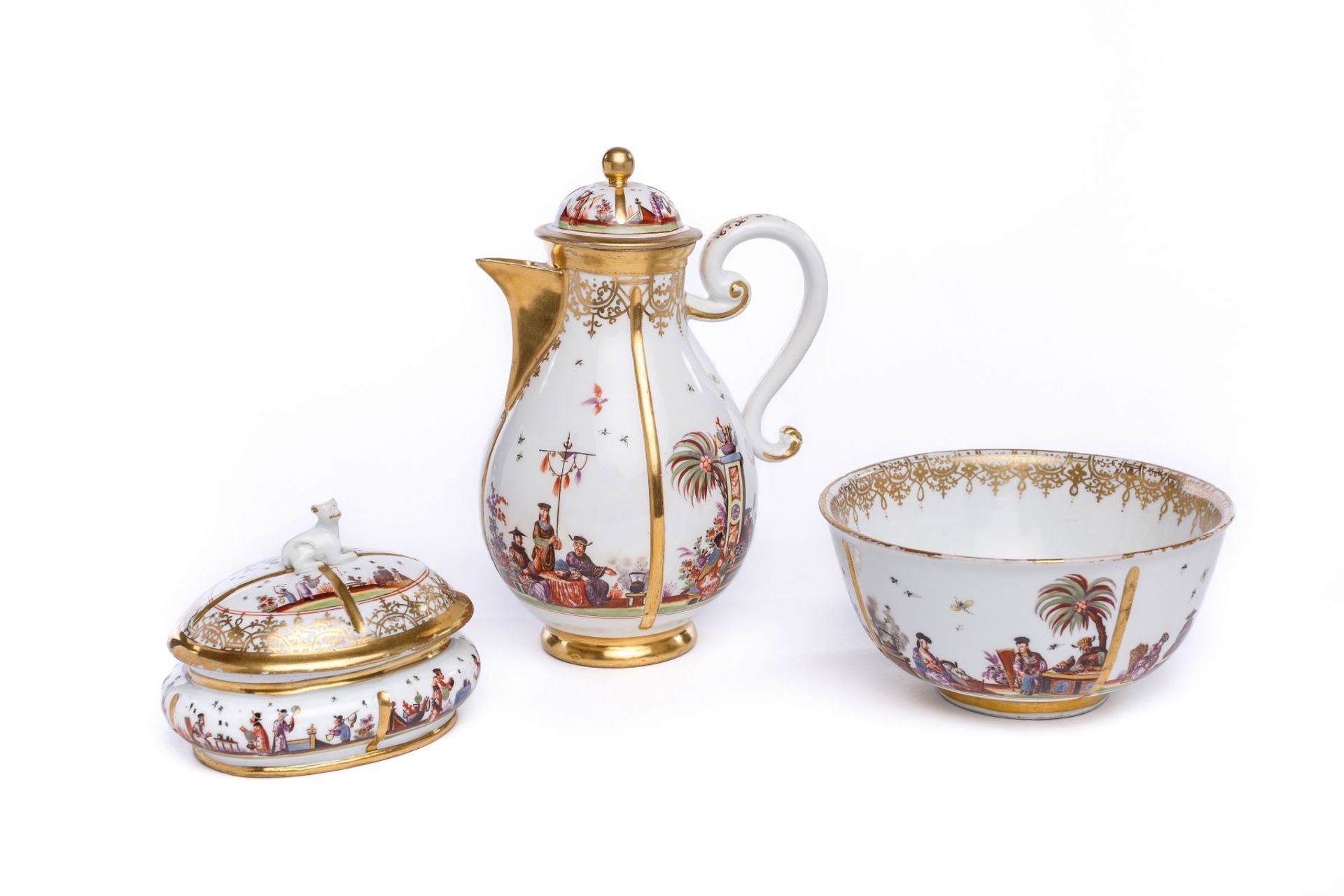 Coffee service with "Chinoiserie" scenes by Johann Gregorius Höroldt (1696-1775), Meissen