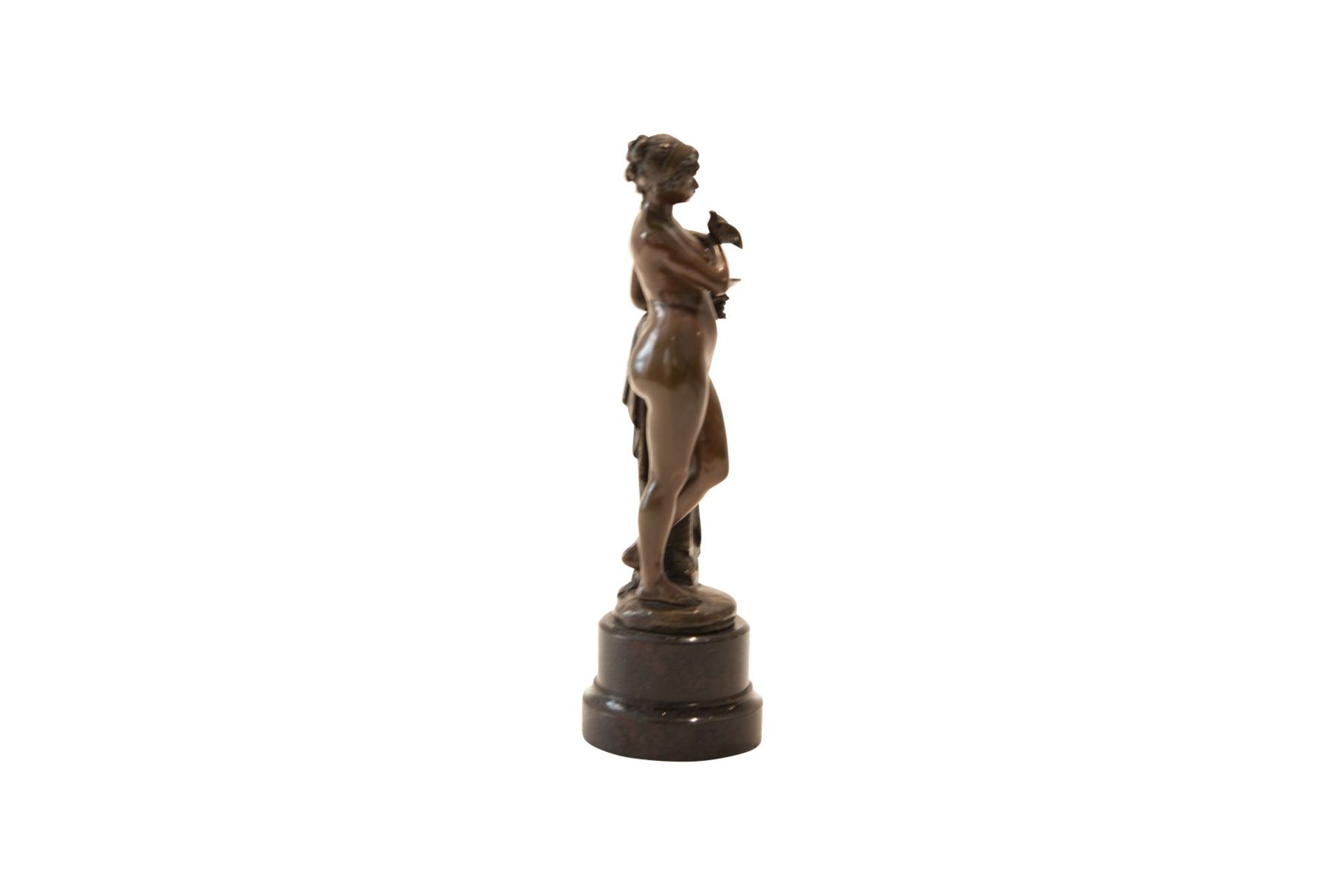 Art Nouveau Bronze Statue, Standing Woman with Dove and Chalice | Jugendstil Bronzestatue, Stehende - Image 4 of 7
