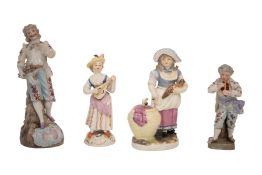 Convolute porcelain figures