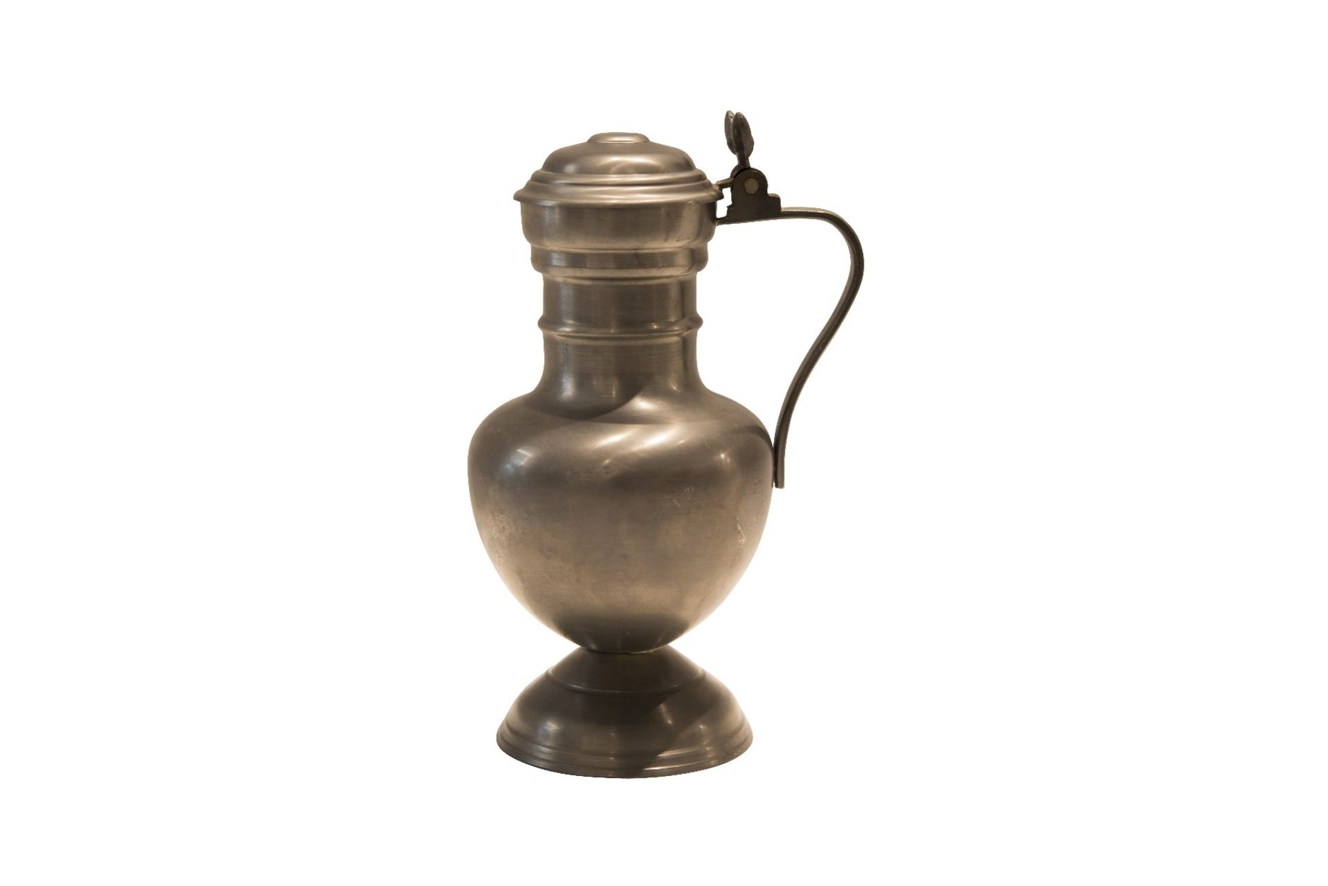 Tin jug with lid - Image 7 of 12