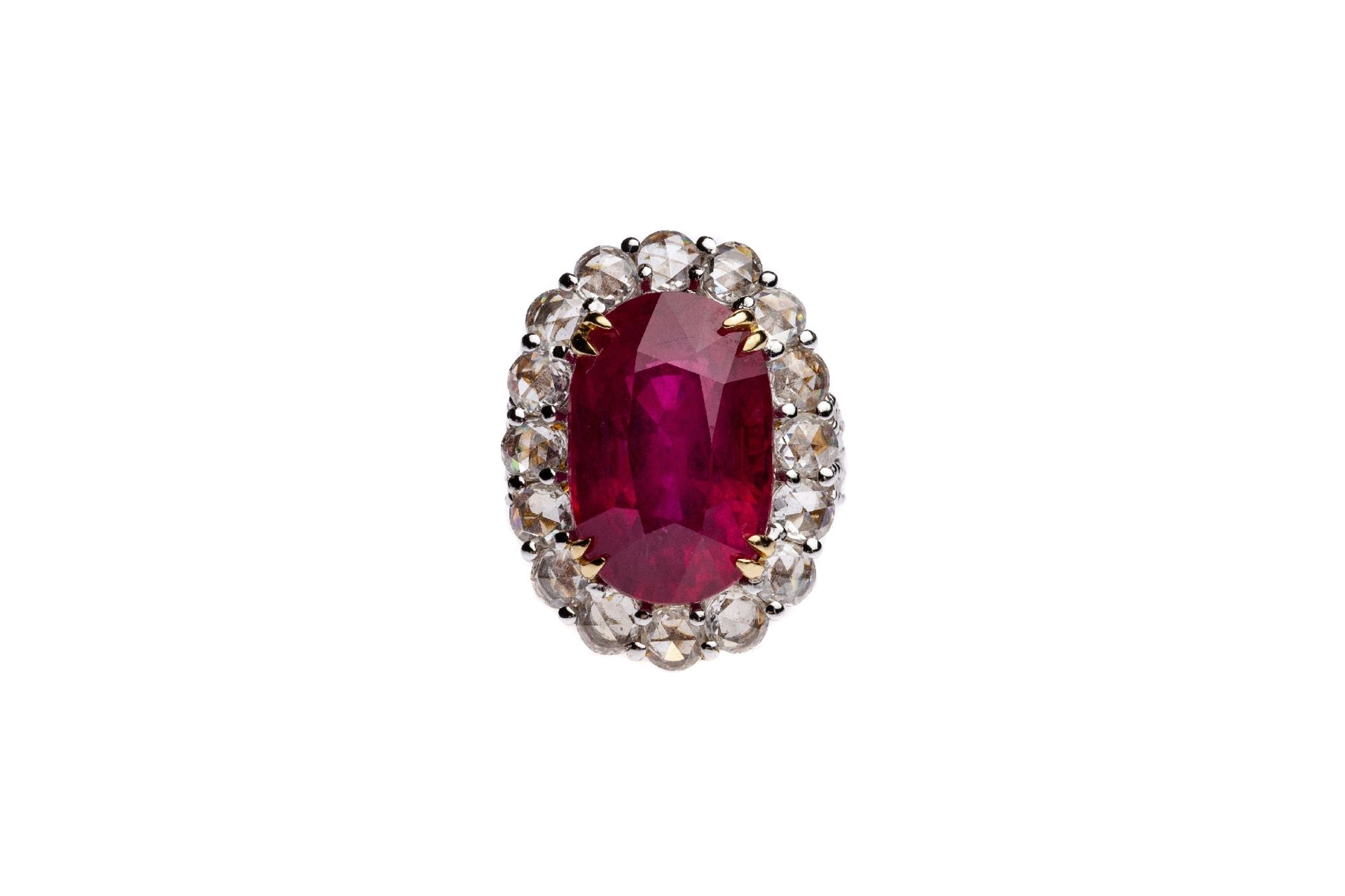 Cocktail ring with diamond and oval-cur ruby - Image 2 of 5