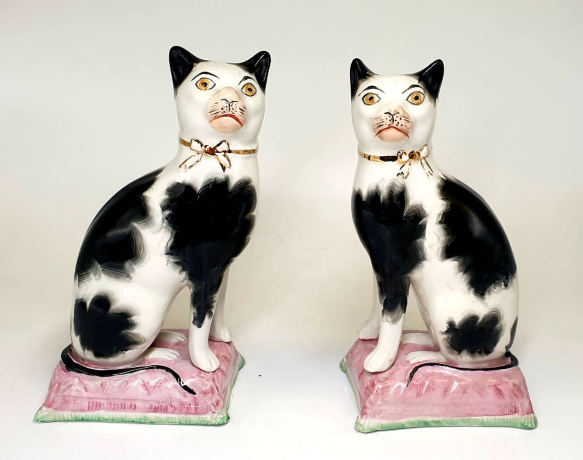Victorian Staffordshire | Cat Bookends