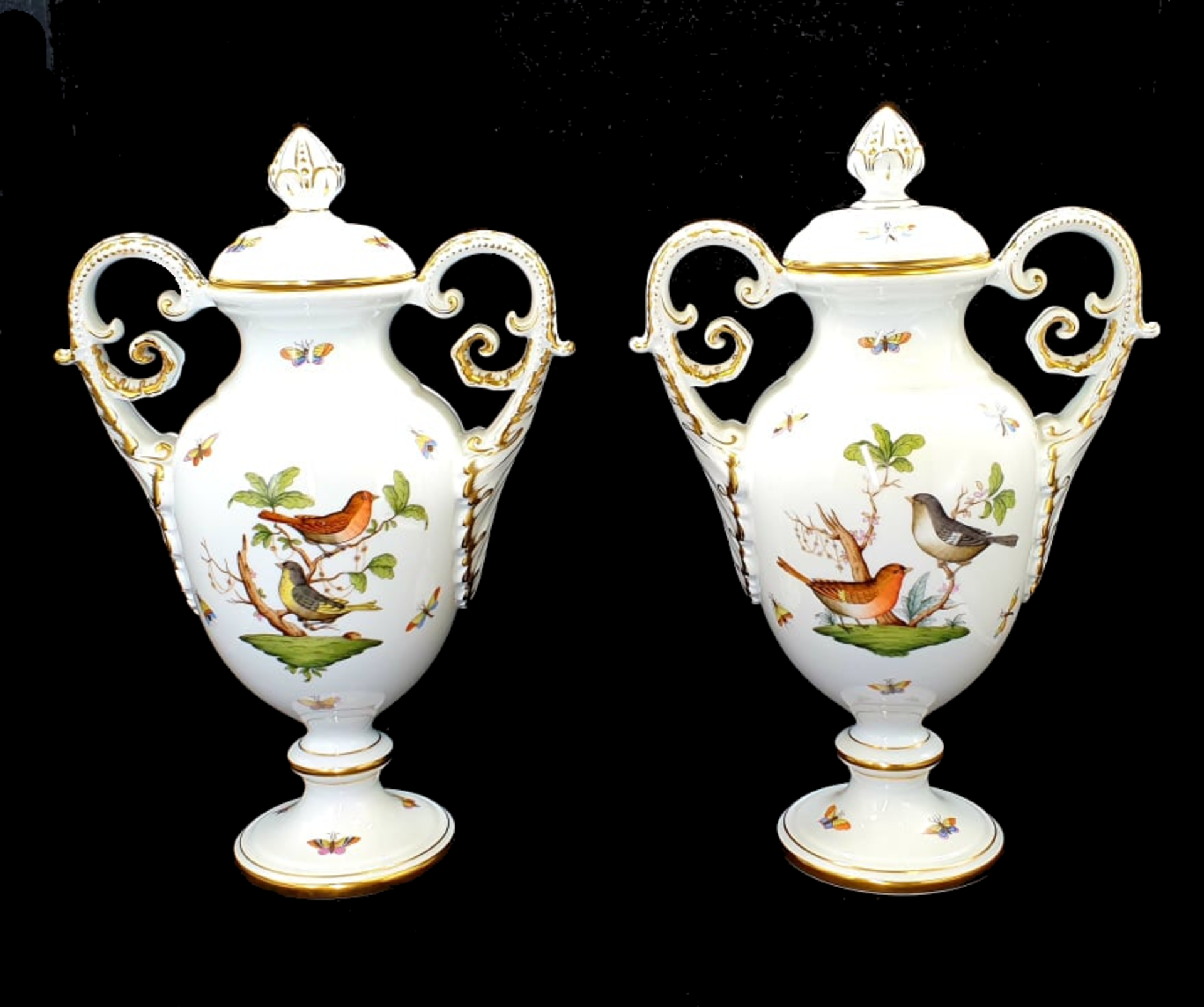 Herend | Large Vases | Rothschild Bird