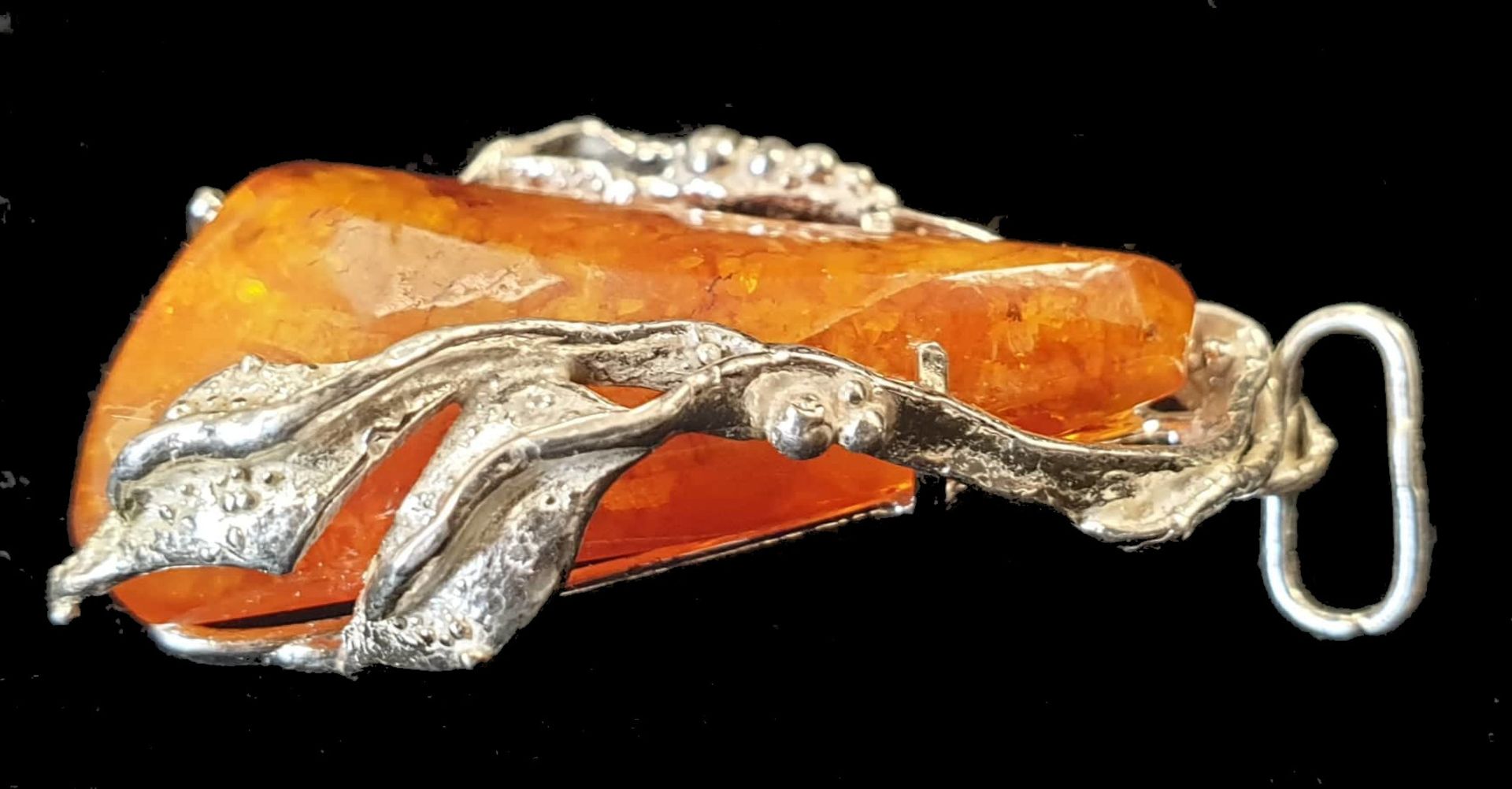Silver Amber Pendant - Image 3 of 3