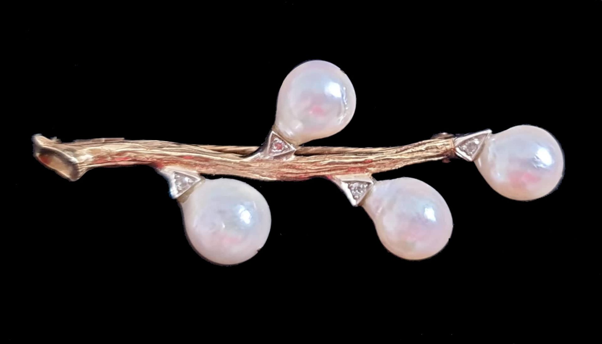 Austria 14K | Gold Pearl Brooch