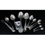 A Large amount of silver flatware, weight 293 grams.
