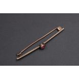 9CT Gold Tie Pin With Coloured Stone 1.9 Grams