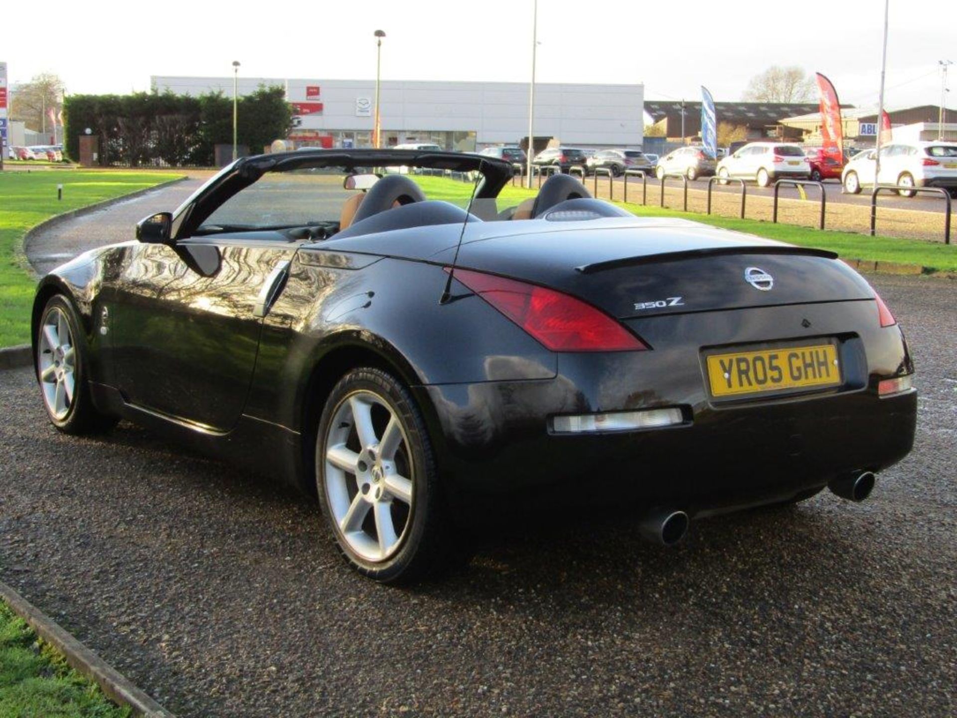 2005 Nissan 350Z Convertible 54,994 miles from new - Image 3 of 20