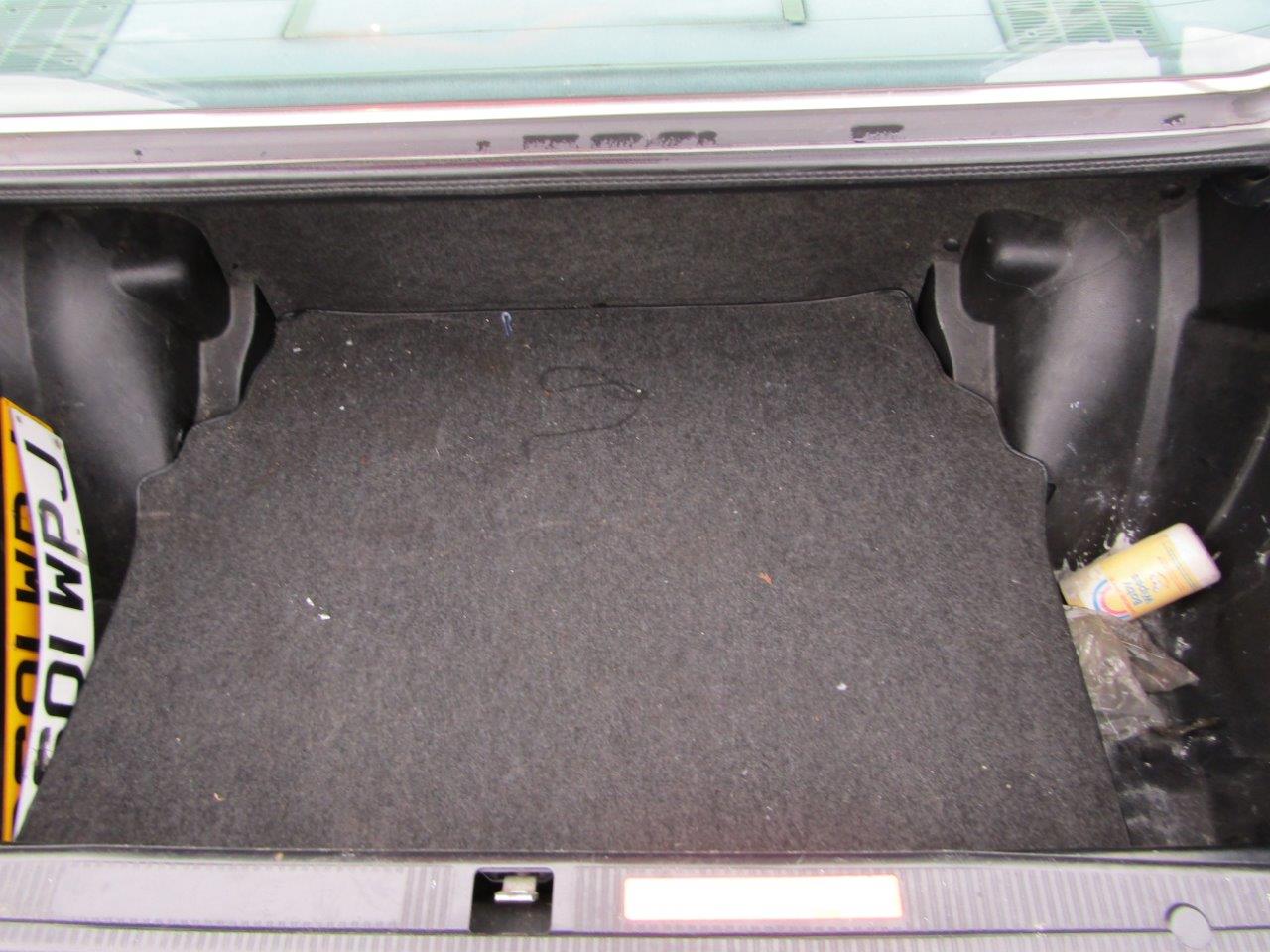 1990 Mercedes 190E Auto - Image 7 of 20