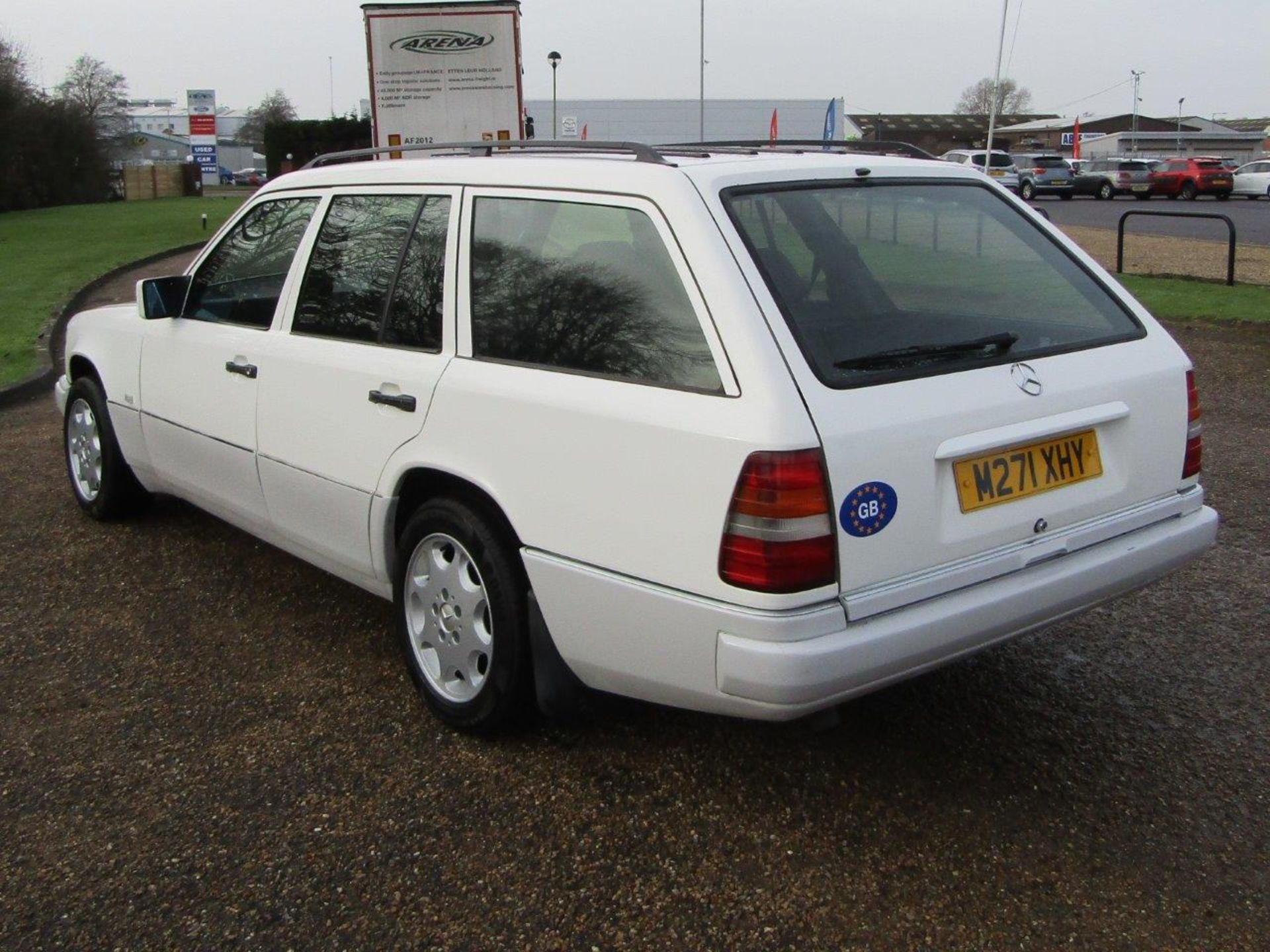 1994 Mercedes W124 E300 D Estate Auto - Image 4 of 16