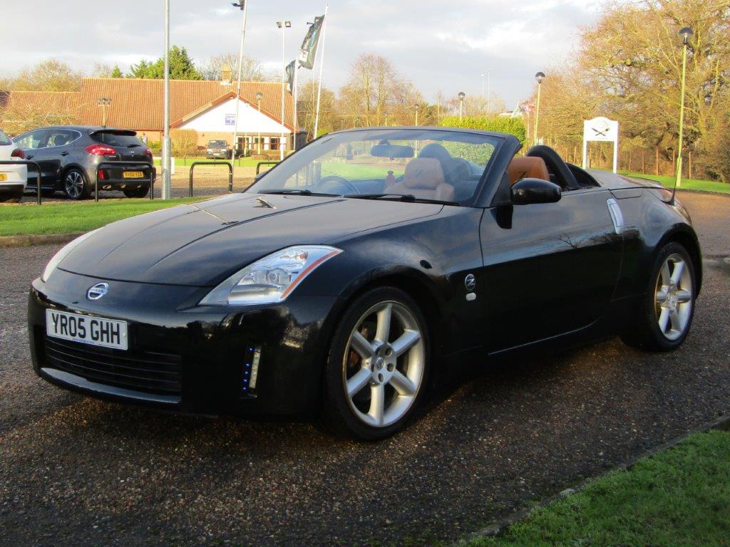 2005 Nissan 350Z Convertible 54,994 miles from new - Image 4 of 20