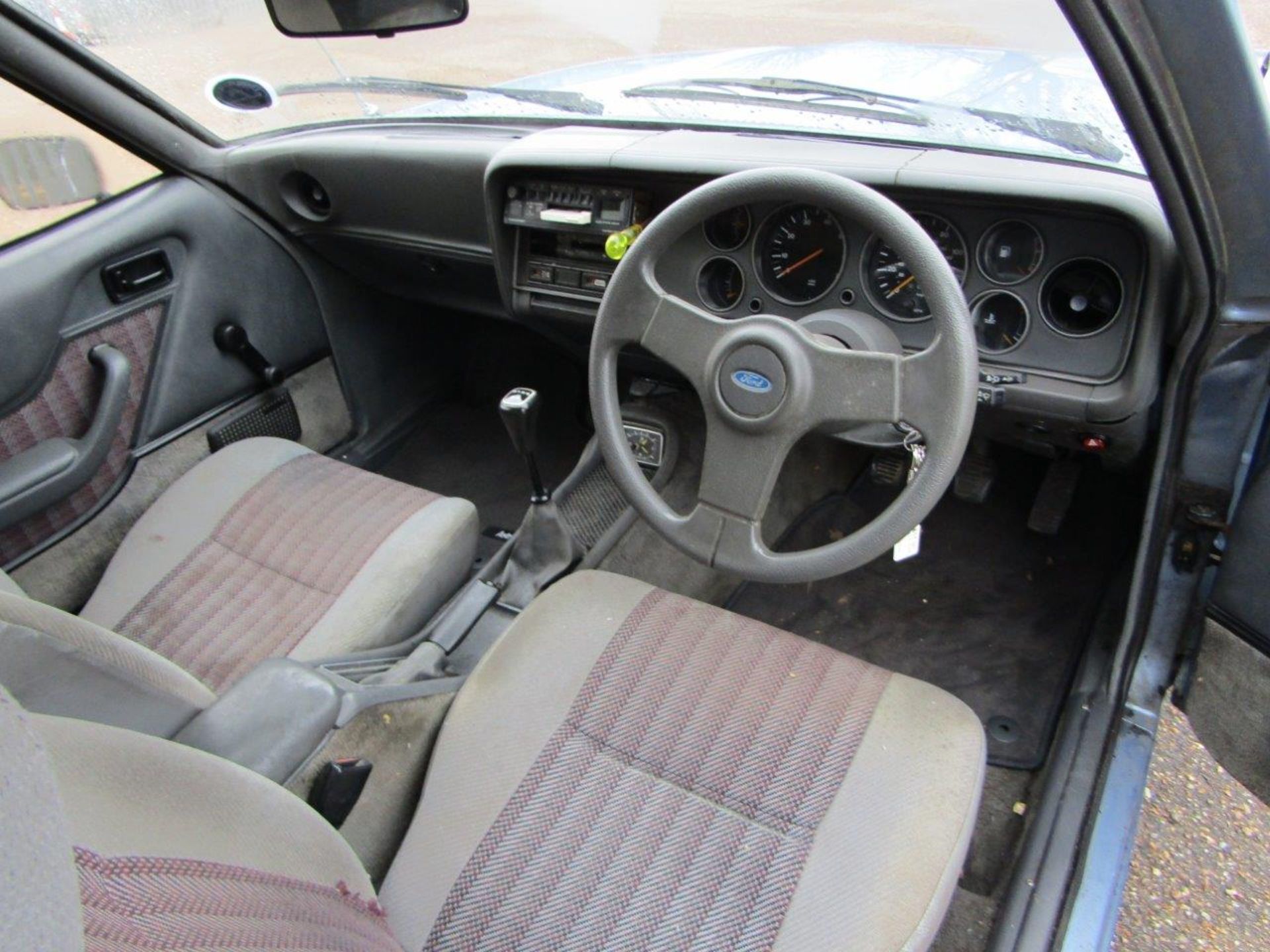 1986 Ford Capri 1.6 Laser - Image 9 of 18